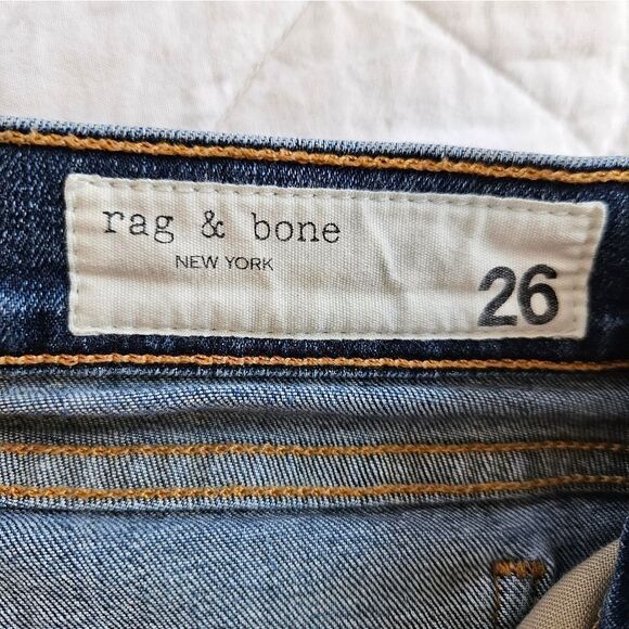 Rag & Bone Cate Mid-Rise Ankle Skinny Fray Step Hem Jeans in Hampton Wash 26 - Picture 12 of 15